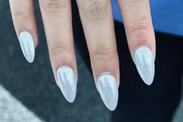 Hailey Bieber’s Nails Trend.