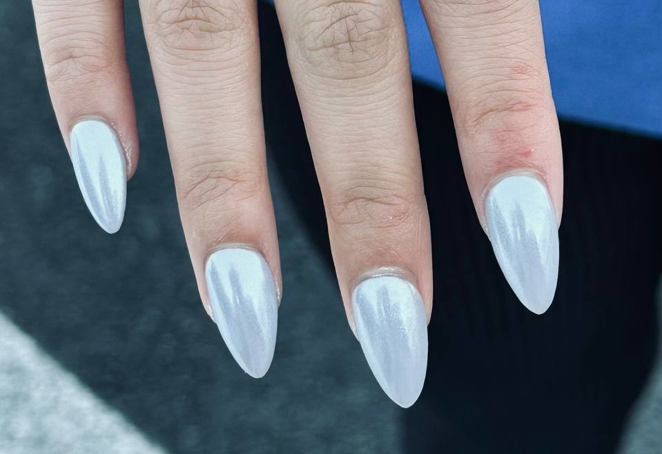 Buy Hailey Bieber Glazed Donut Press on Nails Free Prep Kit Luxurious  Birthday Nails, Quince Nails, Gala Nails Also Avail in Other Shapes Online  in India - Etsy